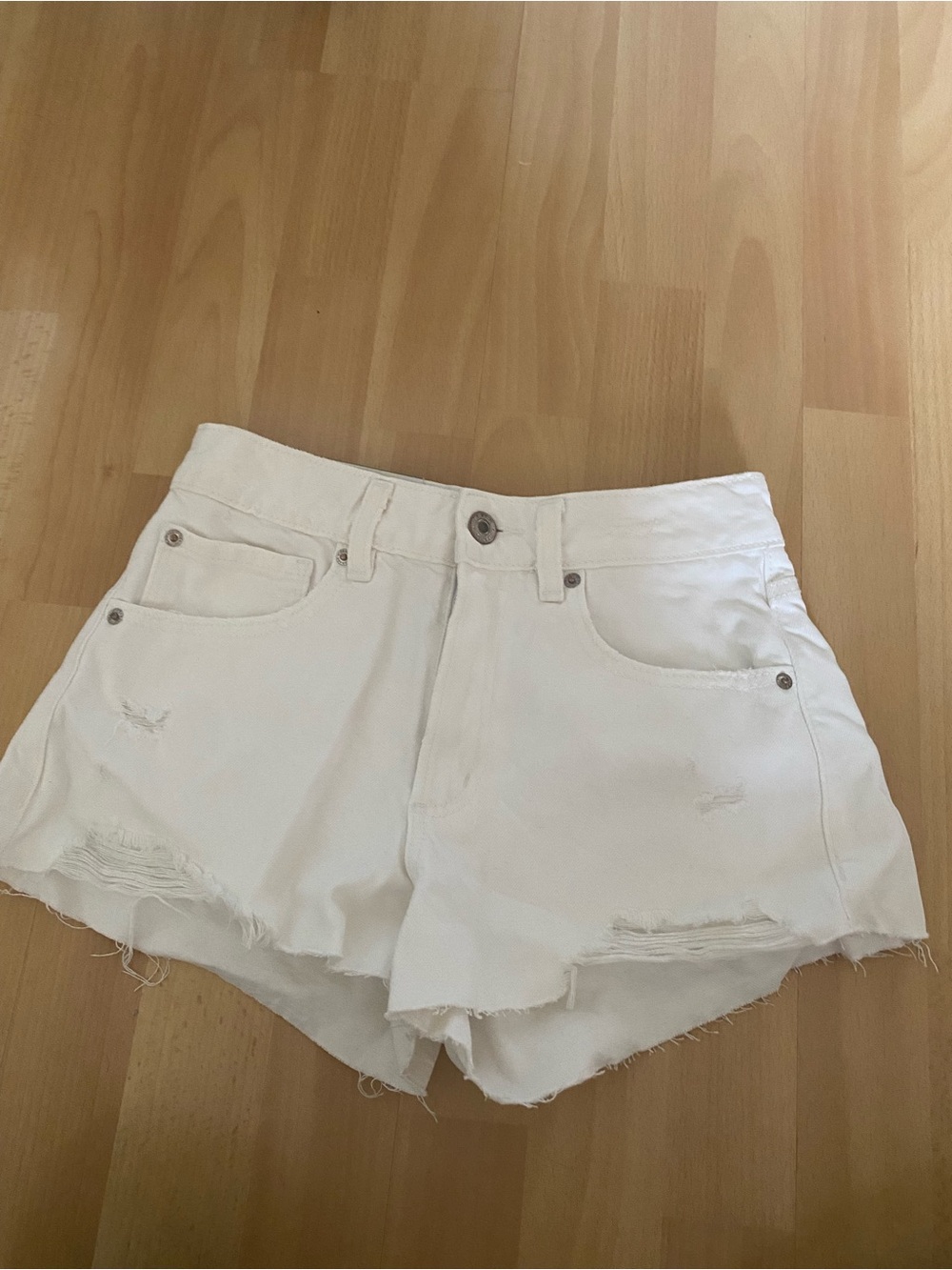 Garage white festival jean shorts
